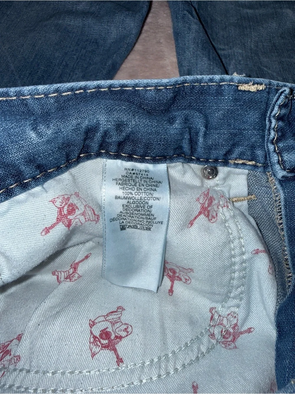 True region shorts size 34